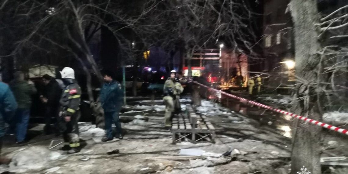 МЧС опубликовало кадры с места взрыва в пятиэтажке в Белореченске