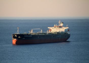 Новороссийск страдает от запаха нефтепродуктов