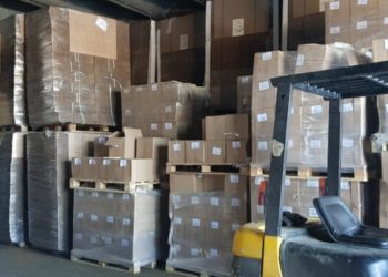 Более 4 тонн испорченных товаров изъяли из магазинов «Светофор» на Кубани