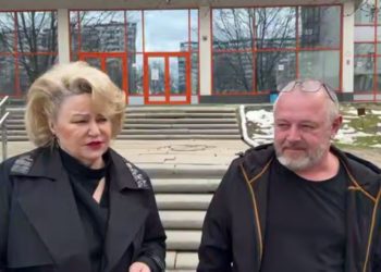 Депутат Госдумы Нина Останина передала помощь семье Вали Королева из Сочи