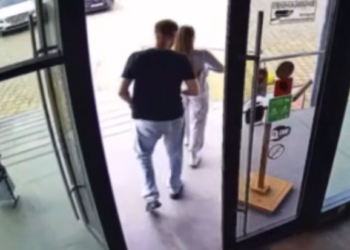 В Краснодаре парочка нищебродов в ресторане поела мидий на 3 тысячи, а потом испарилась, как дым от чесночного соуса