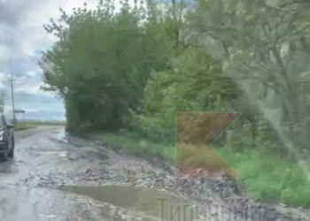 Жители Краснодара возмущены состоянием дороги на кладбище в х. Копанской