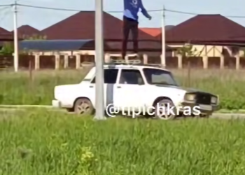 Под Краснодаром Биба и Боба дерзко похитили юбилейный флаг Победы