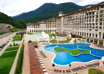 На Красной Поляне в мае ждут наплыв гостей и 70% загрузку отелей