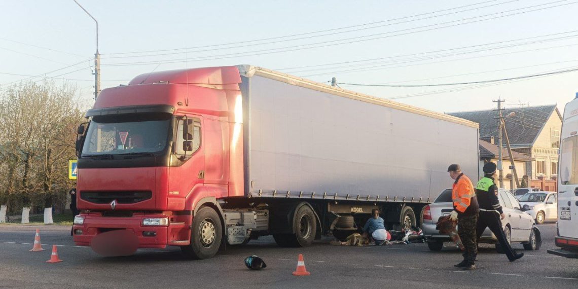 На Кубани 12-летний подросток устроил ДТП с погибшим 14-летним мальчиком