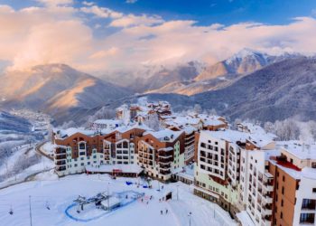 Прошунин: за зимний сезон Сочи принял более 2,1 млн туристов