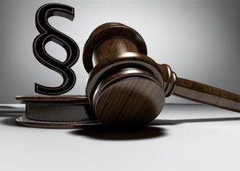 Экс-гендиректор Сочи присвоил 865 тыс. рублей и отправился в колонию