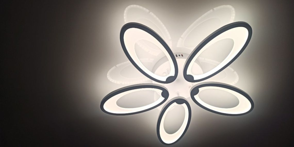 Стало известно, на каких улицах отключат свет в Сочи в понедельник 28 апреля