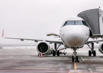 Рейс из Москвы в Сочи вылетел через сутки после задержки в Минводах