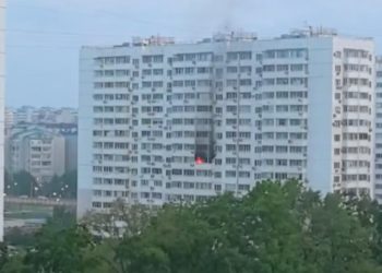 Из горящей многоэтажки в Краснодаре эвакуировали 40 человек
