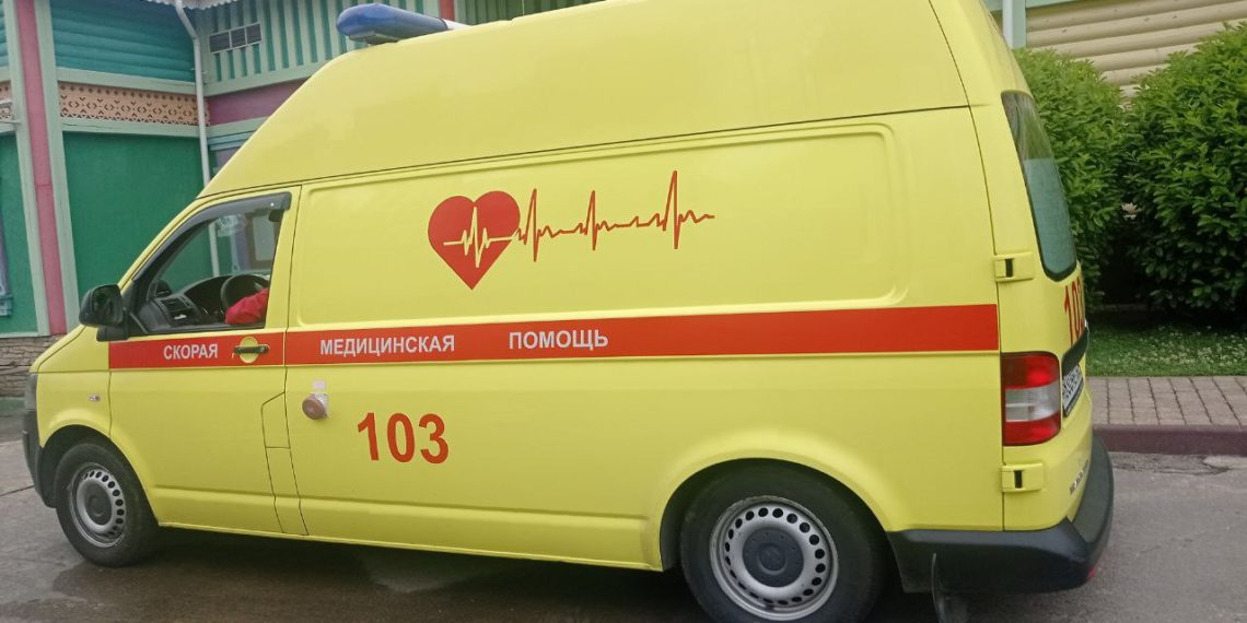 В Туапсе полуторагодовалый ребенок опрокинул на себя чайник с кипятком