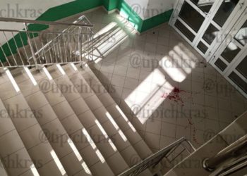 Конфликт в краснодарской школе №102: родитель разбил стекло и получил травмы