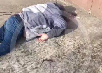 В Сочи мужчина упал с подпорной стены