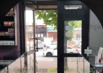 В Краснодаре продавщица нецензурно выразилась в адрес участников автопробега