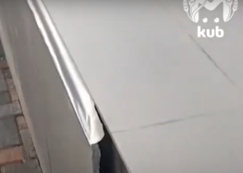 В Усть-Лабинском районе памятники советским воинам отремонтировали скотчем