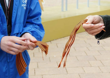 В Краснодаре девушка обматерила автопробег 9 мая и сняла видео с извинениями