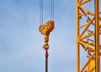 На Кубани в 2025-м одобрено строительство 77 новых многоквартирников