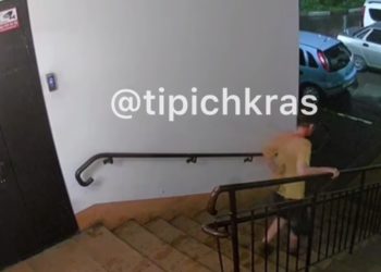 По двору в Краснодаре бродила загадочная окровавленная женщина