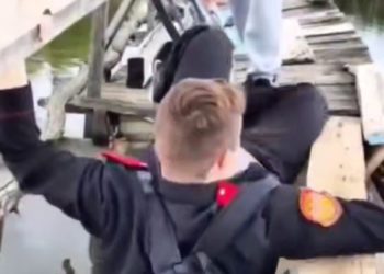 На Кубани 17-летний подросток упал с полуразрушенного моста в реку