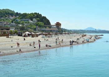 Подготовленные пляжи в Сочи занимают 41 километр побережья