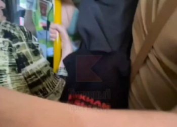 «Не протиснуться!»: краснодарцы пожаловались на переполненные утром автобусы