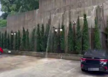 Жители Дагомыса бьют тревогу из-за угрозы обрушения подпорной стены