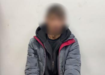 В Краснодаре задержан манерный мужчина, ездивший в трамваях в женской одежде