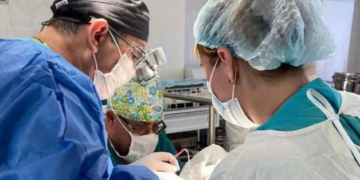 В Новороссийске врачи спасли девочку, удалив из ее желудка гигантский ком волос