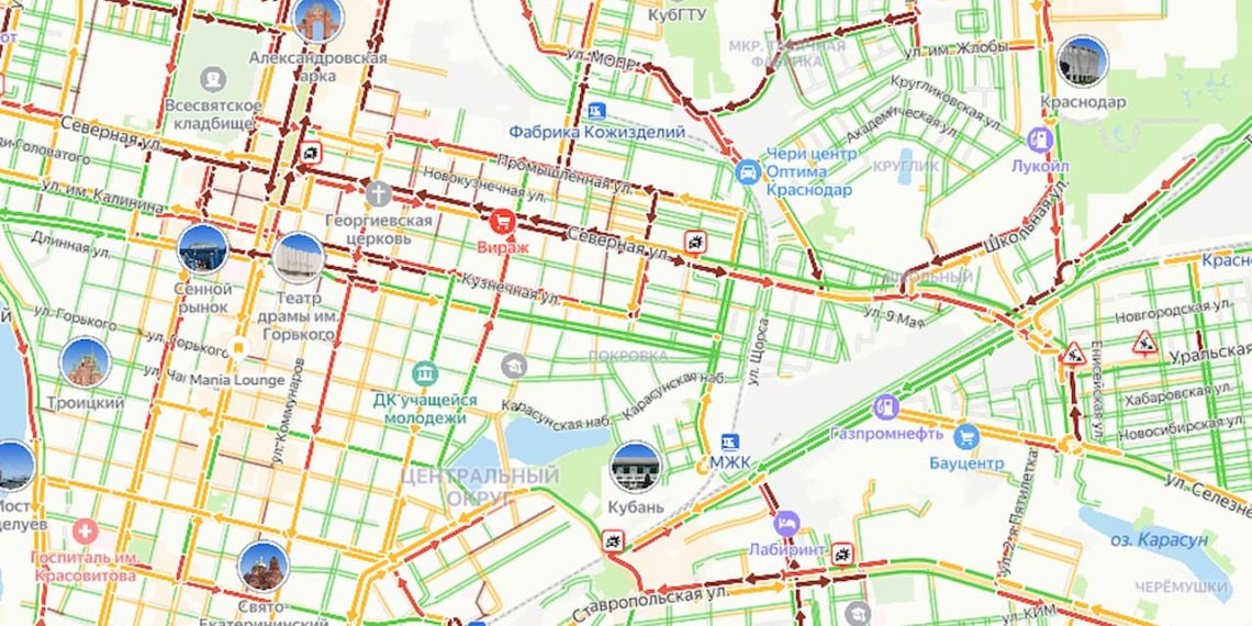 Краснодар встал в 7-балльных пробках после мощного залпового ливня
