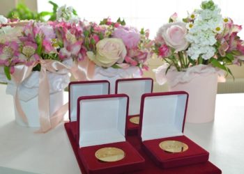 В Сочи 17 младенцев получили медали за рождение в День города