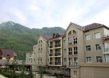 Краснополянская больница в Сочи отметила 100 лет