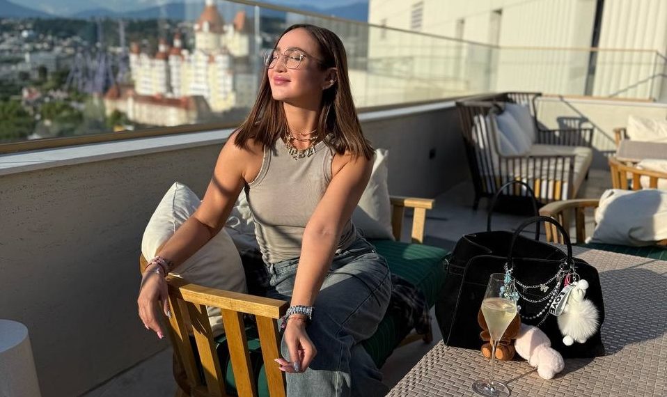 Бузова поделилась своими впечатлениями от отдыха в Сочи