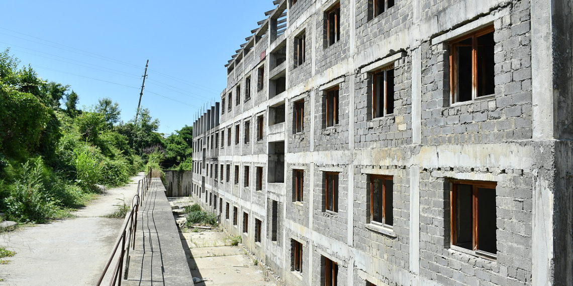 В Сочи 60 незаконных домов подлежат сносу – более 7 тысяч жителей под угрозой