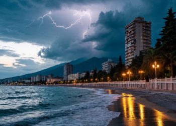 Грозы и ливни снова обрушатся на Краснодарский край во вторник 17 июня