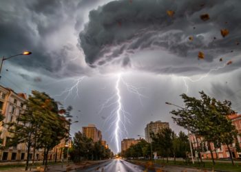 Краснодар – грозовая столица России: где ещё бушуют небеса?