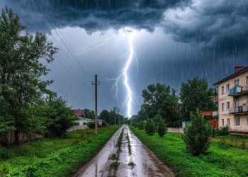 В среду 18 июня на Кубани ударят грозы и сильные дожди с порывистым ветром