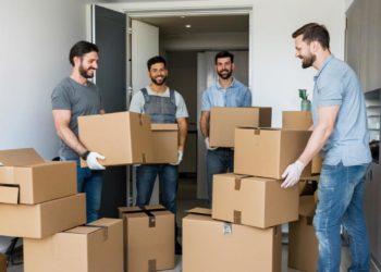 В Краснодаре грузчики продолжают кошмарить жителей