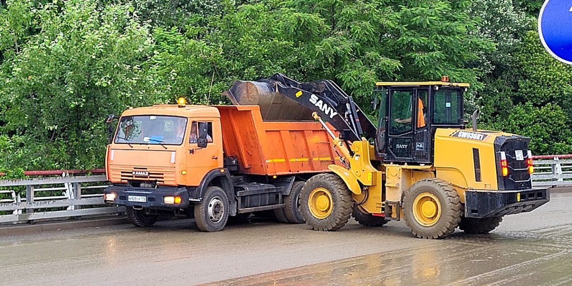 Более месячной нормы осадков за сутки: как Сочи справляется с непогодой