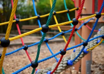 В Краснодаре 5-летняя девочка сломала руку в детском центре