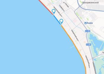 В Анапе спецтехника очистила от мазута уже почти семь километров пляжей