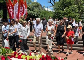 Сочи присоединился ко Всероссийской минуте молчания в День памяти и скорби