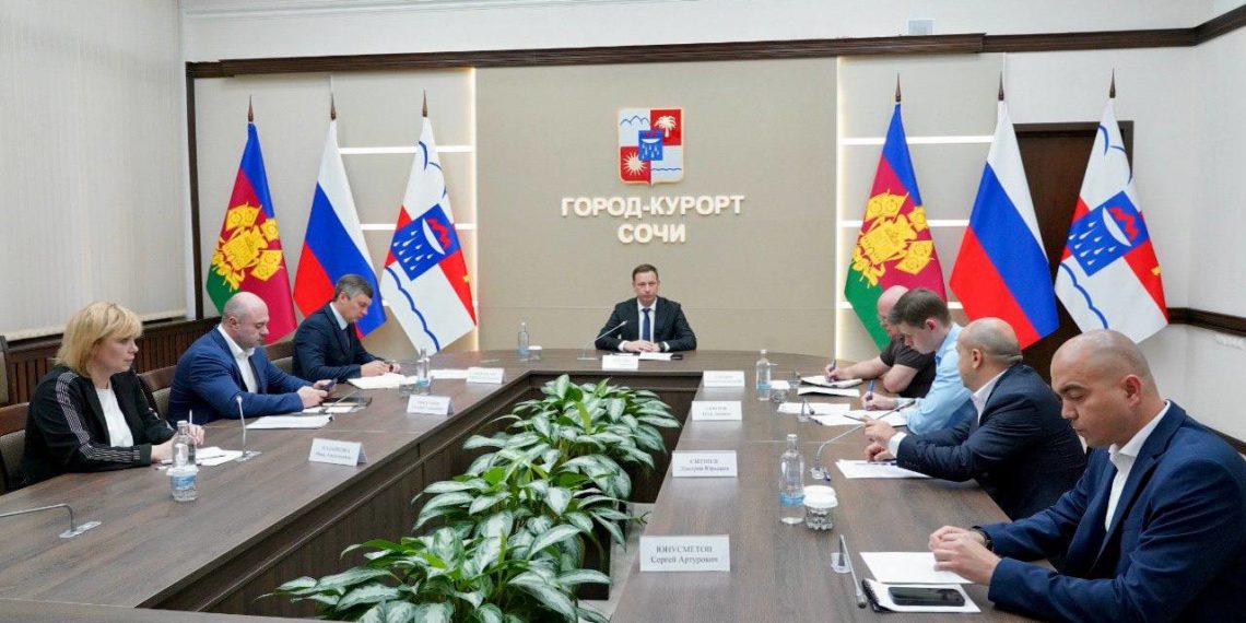 Прошунин поручил усилить контроль за водными объектами в Сочи