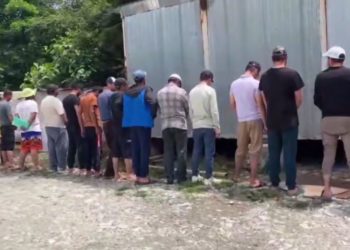 Из России выдворят 16 сотрудников мусорного полигона на Кубани