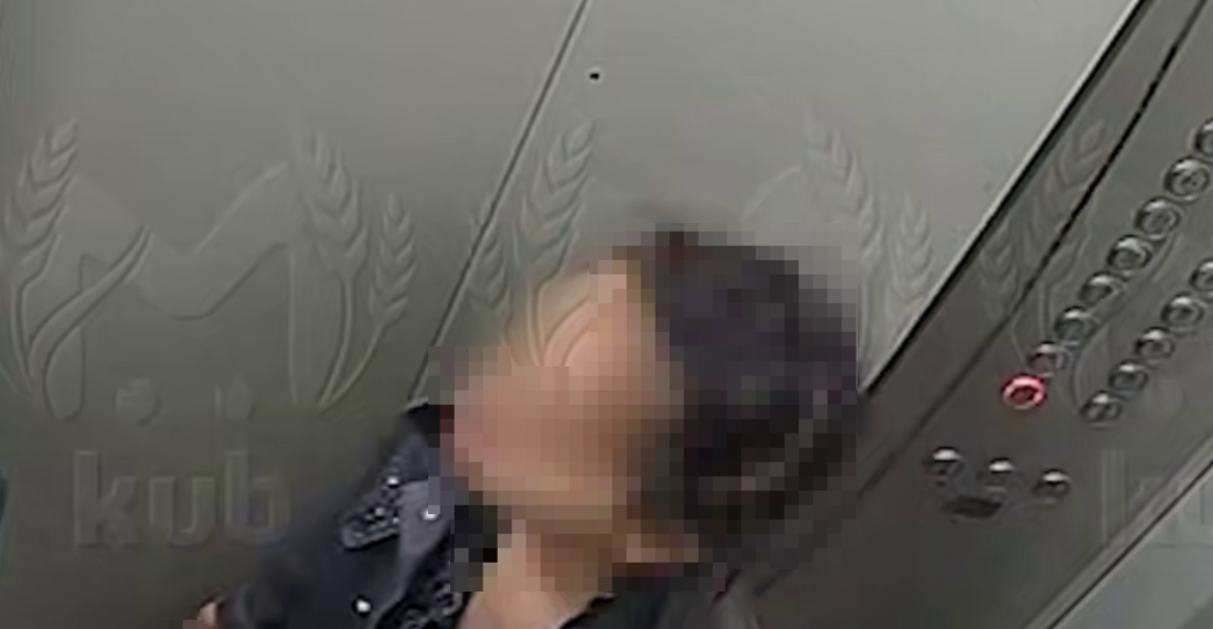 В Краснодаре соседи в шоке от поведения большой семьи, чья девочка курит в лифте