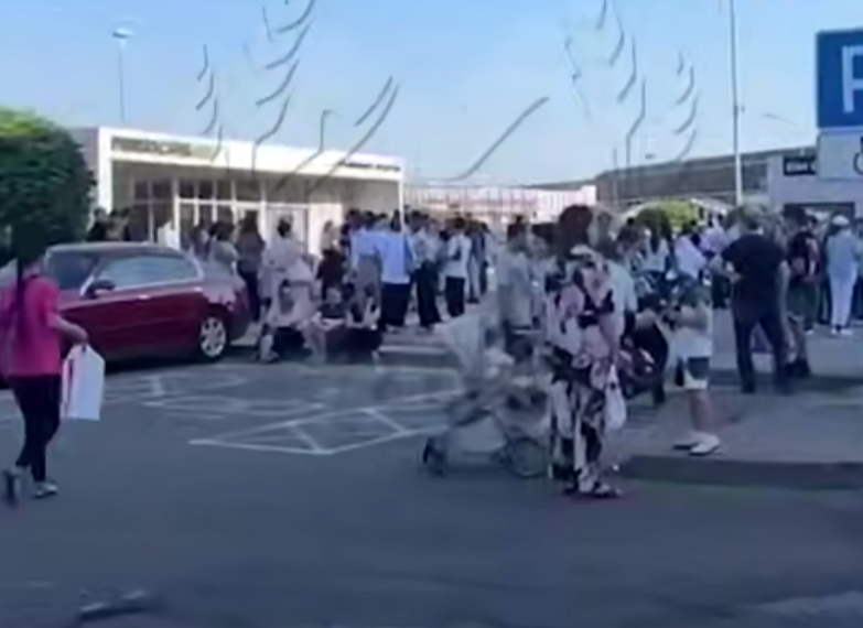 В Краснодаре вечером 17 июля эвакуируют торговый центр «Оз Молл»