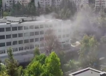 В Сочи из-за ремонта гимназии детский сад оказался в пыли