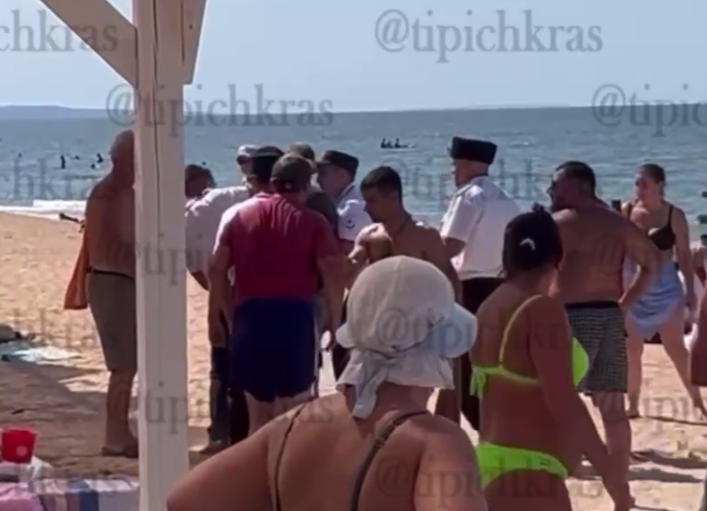 «Приставал к девочкам»: на пляже в Голубицкой задержали мужчину с ножом