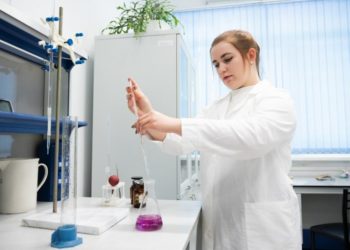 В Краснодаре проверили воду из-под крана — результаты удивили даже экспертов