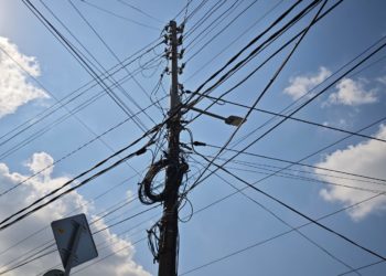 Энергетики выявили более 7 тысяч нелегальных ВОЛС на опорах ЛЭП на юге Кубани