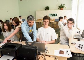 Мэр Сочи объявил о выплатах педагогам 200 тыс. за 100-балльные результаты по ЕГЭ